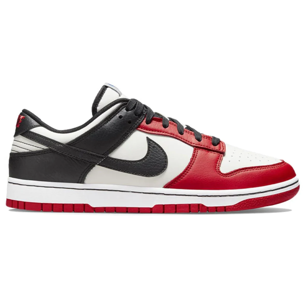 Nike Dunk Low EMB Chicago - Image 3