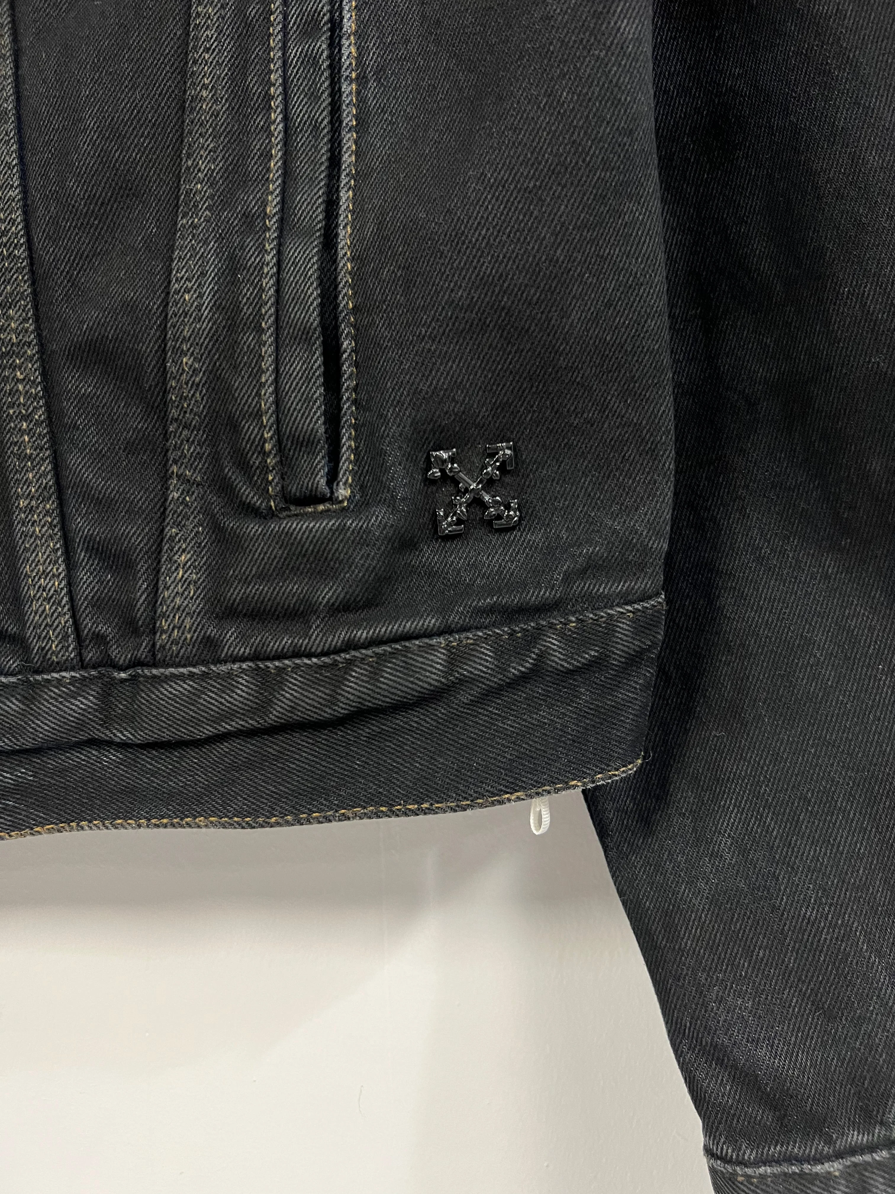 Off White Stencil Arrows Black Denim Trucker Jacket - Image 4
