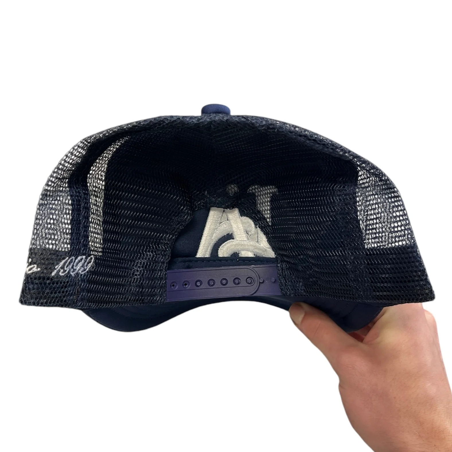Studio 1999 LA Navy Script Trucker Hat - Image 4