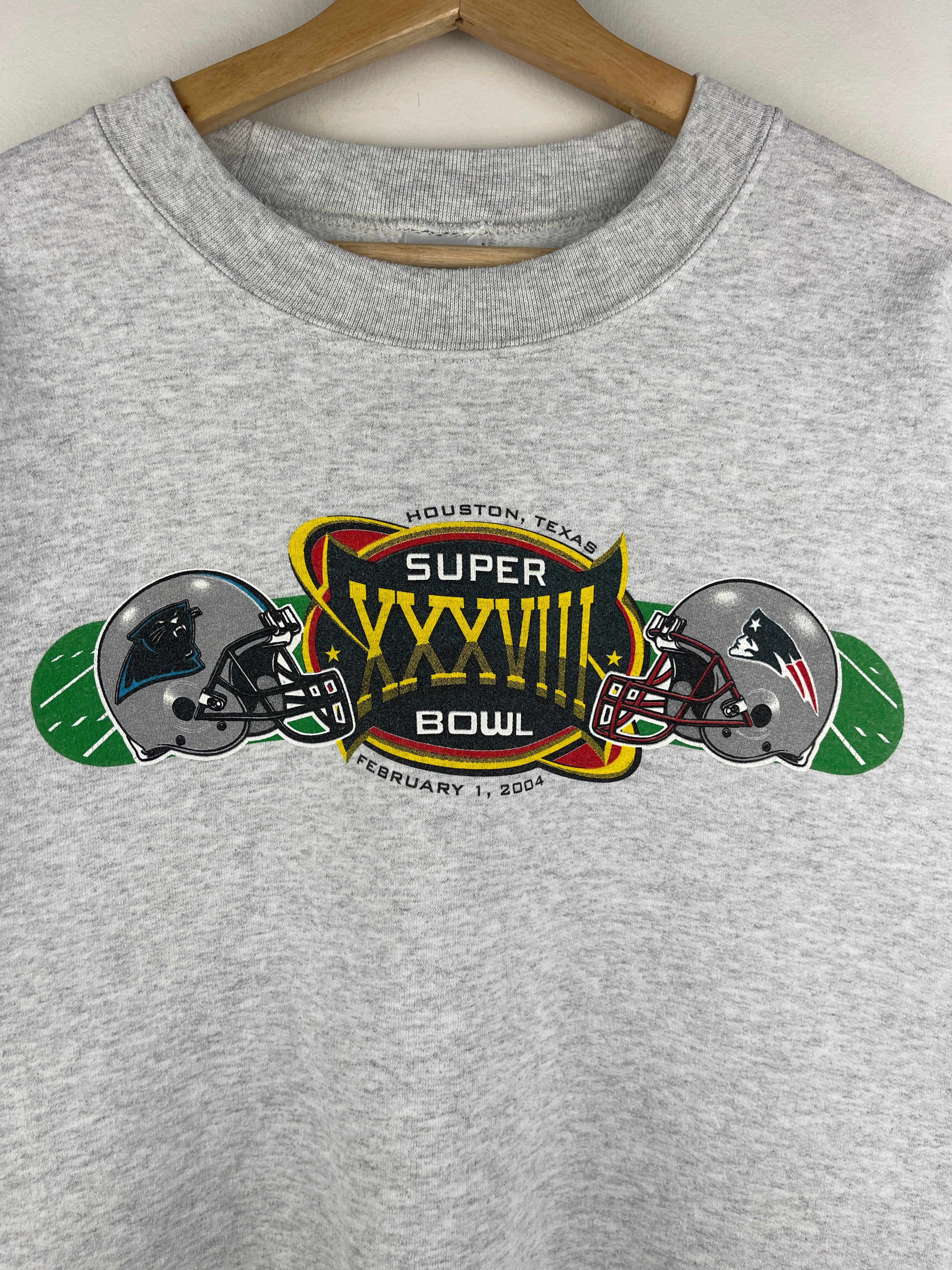 Vintage 2004 NFL New England Patriots VS Carolina Panthers Super Bowl Grey Crewneck - Image 3