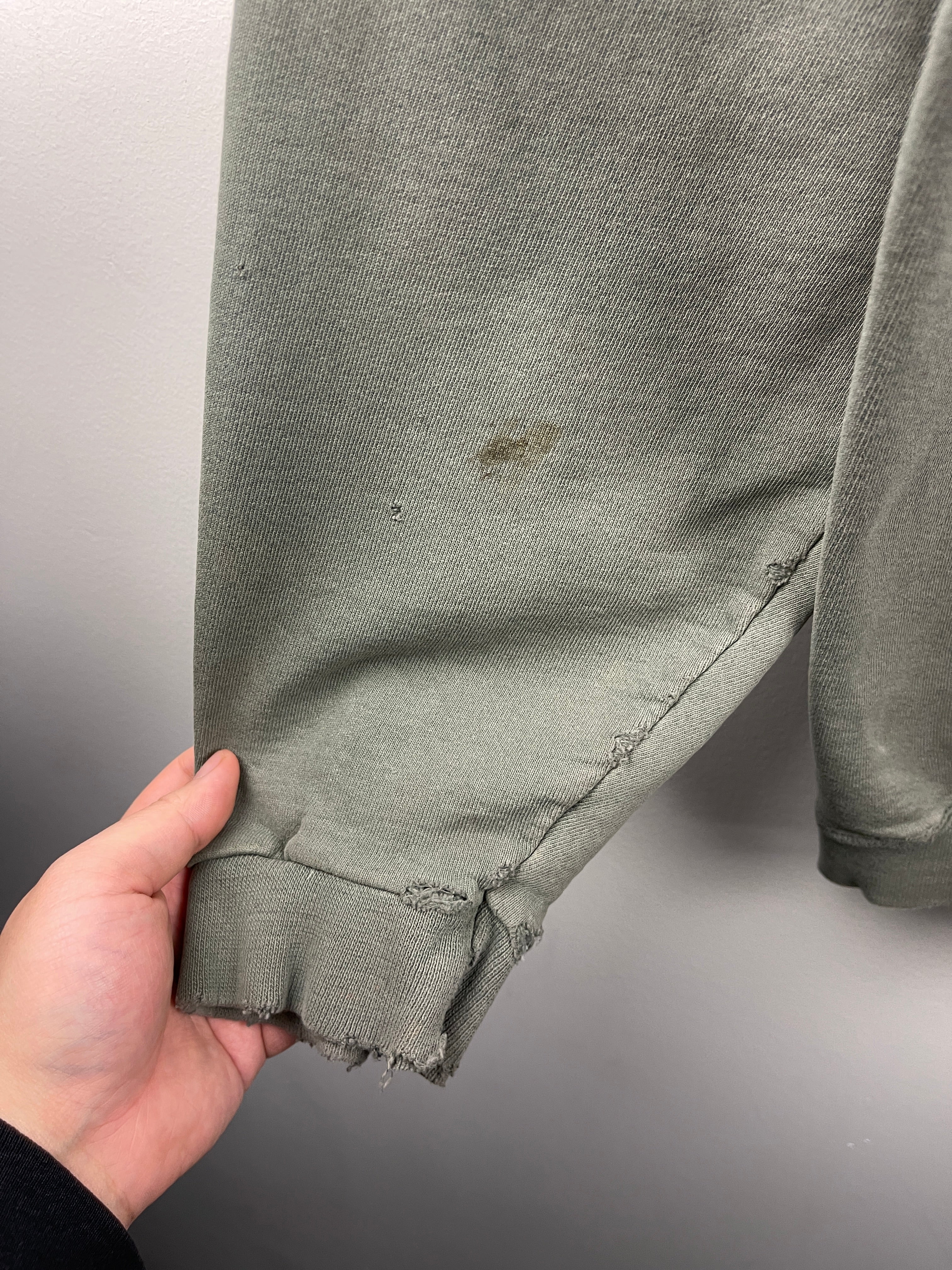 Vintage 90s Reebok Embroidered Thrashed Faded Green Crewneck - Image 5