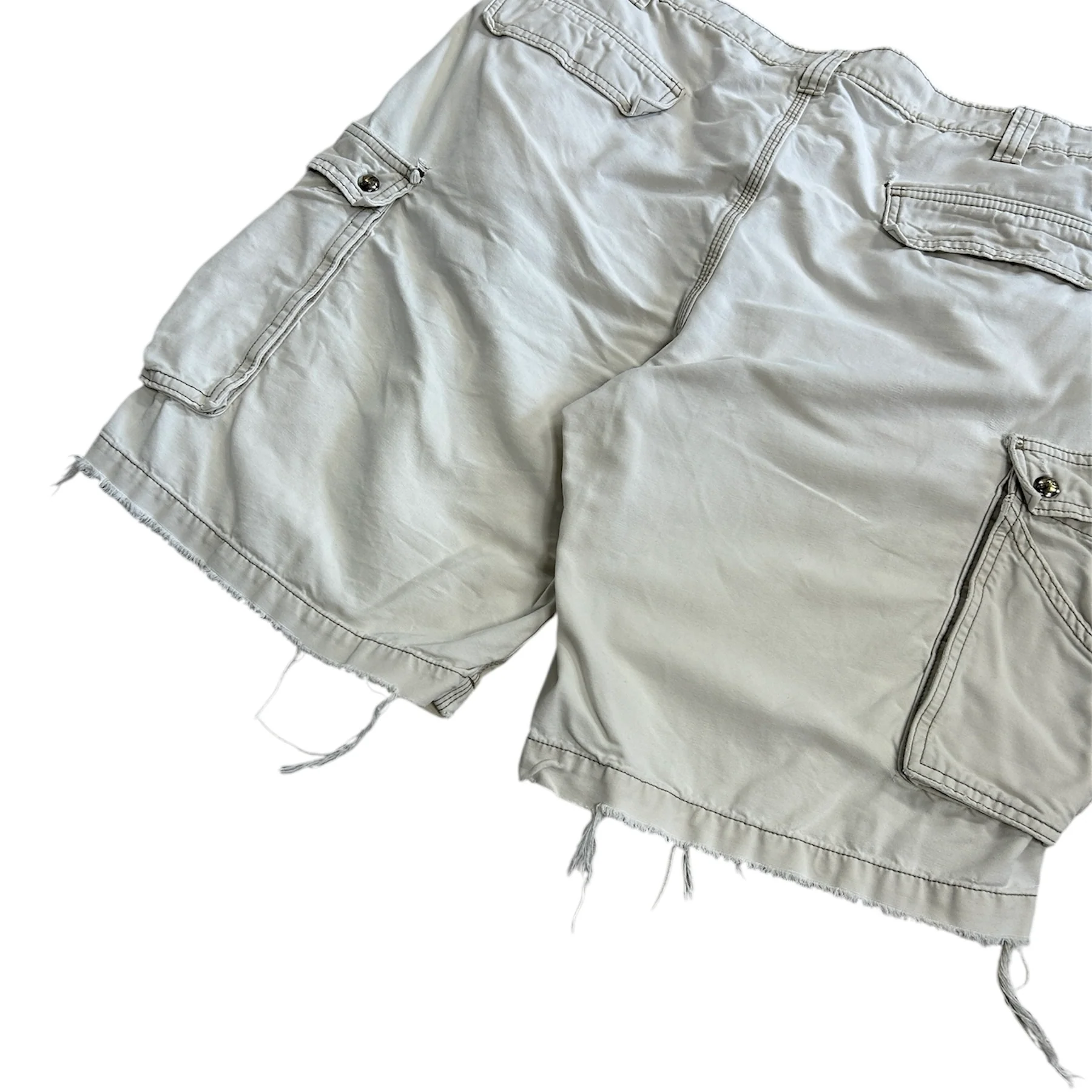 Vintage Carhartt Cream Cargo Work Shorts - Image 4